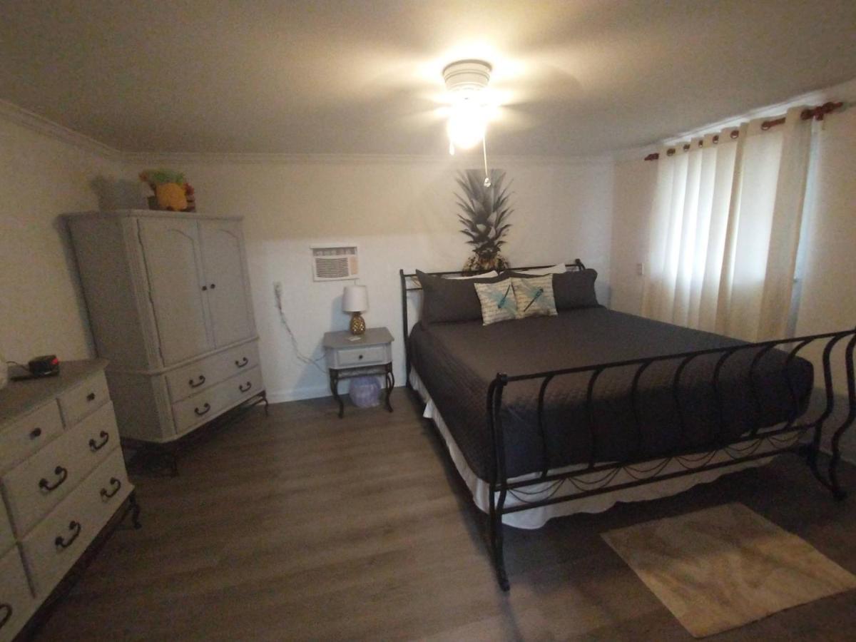 Welcome To Pineapple House! Pensacola Esterno foto
